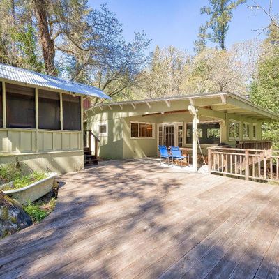 8 Hahn Rd, Cazadero, CA 95421