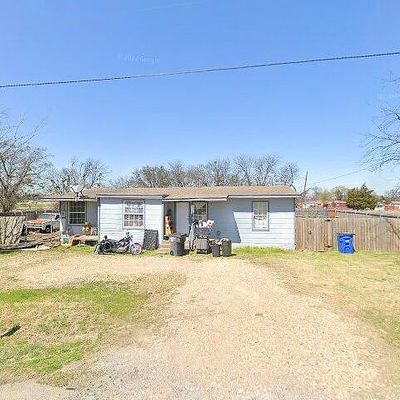 806 Travis St, Red Oak, TX 75154