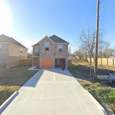 8110 Howton St, Houston, TX 77028