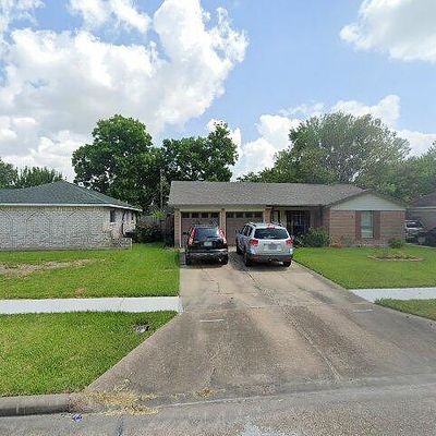 10035 Antrim Ln, La Porte, TX 77571