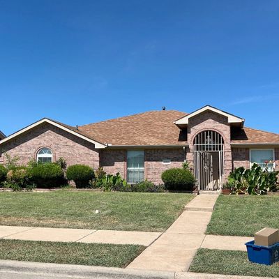 1213 Rio Vista Dr, Desoto, TX 75115