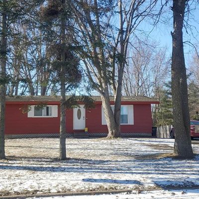 11359 Lakeview Rd, Chisago City, MN 55013