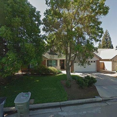 1735 E Brandywine Ln, Fresno, CA 93720