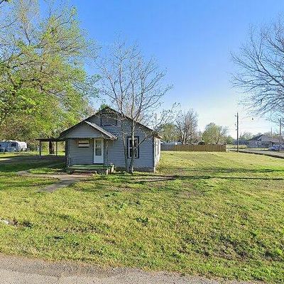 2402 Box 75 B, Henryetta, OK 74437