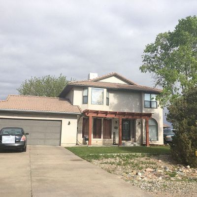 217 S Golfwood Dr E, Pueblo, CO 81007