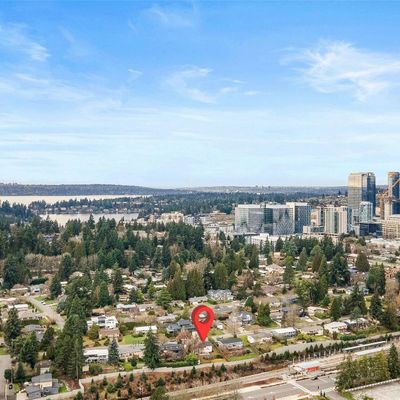 300 111 Th Ave Se, Bellevue, WA 98004