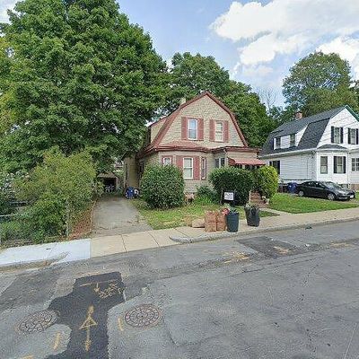 32 New Bedford St, Hyde Park, MA 02136