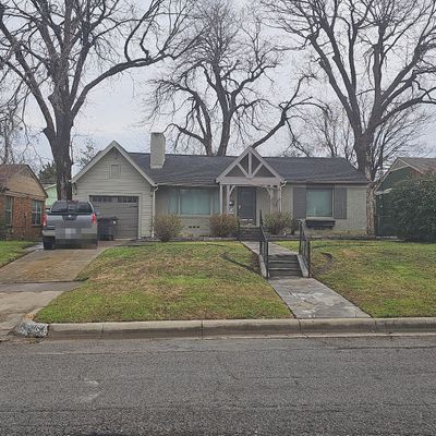 2805 Ryan Place Dr, Fort Worth, TX 76110