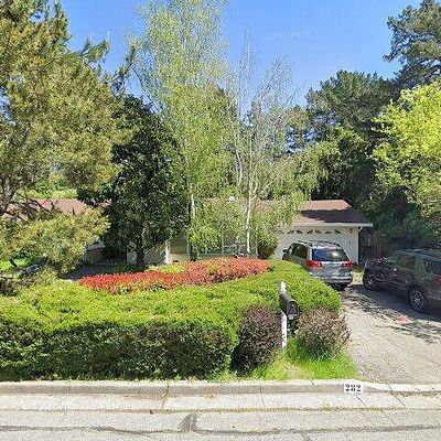 282 Corliss Dr, Moraga, CA 94556