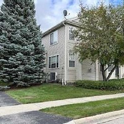 370 Windsong Cir, Glendale Heights, IL 60139
