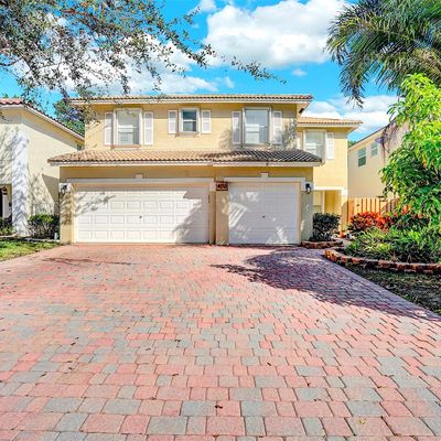 4013 Nw 63 Rd St, Coconut Creek, FL 33073