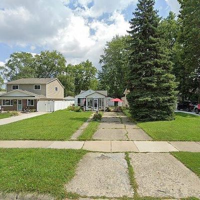 4016 Kent Rd, Royal Oak, MI 48073