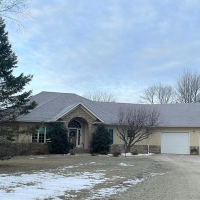 4175 Circle Lake Trl, Faribault, MN 55021