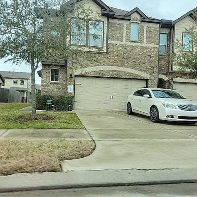 3326 Harvest Meadow Ln, Rosenberg, TX 77471