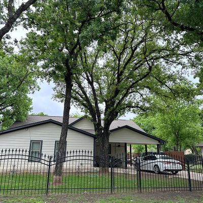 3458 Collin St, Fort Worth, TX 76119