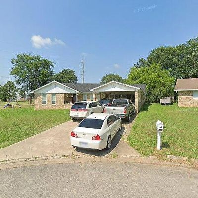 516 Juniper Ln, Muldrow, OK 74948