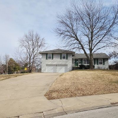 5201 Horton St, Mission, KS 66202