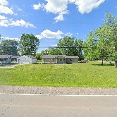 6059 E Hill Rd, Grand Blanc, MI 48439