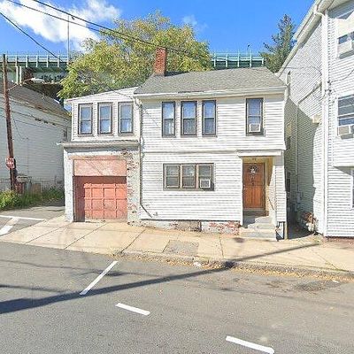 58 Chestnut St, Chelsea, MA 02150