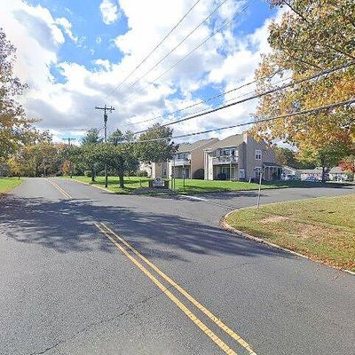 10 Lindsey Cir, Old Bridge, NJ 08857