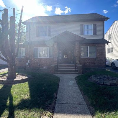 100 Florence Pl, Elmwood Park, NJ 07407