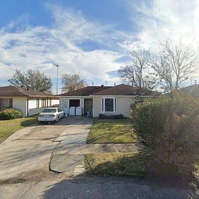 1010 Sage Dr, Galena Park, TX 77547