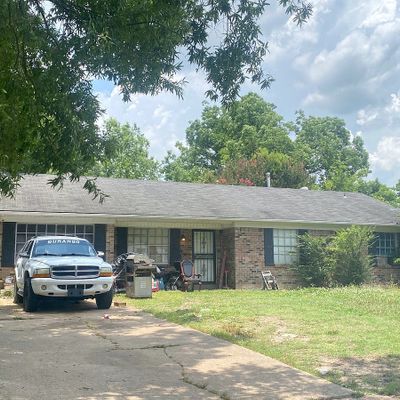 901 Balfour Rd, West Memphis, AR 72301