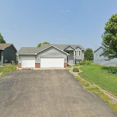 940 S Cedar St, Belle Plaine, MN 56011