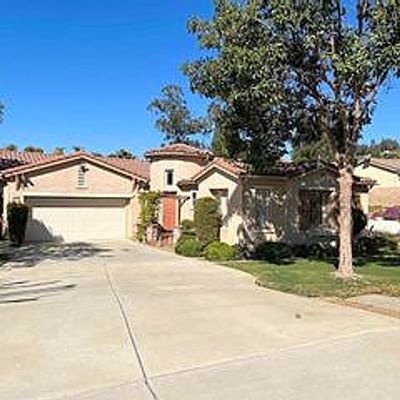 11046 Wyndemere Ln, Escondido, CA 92026