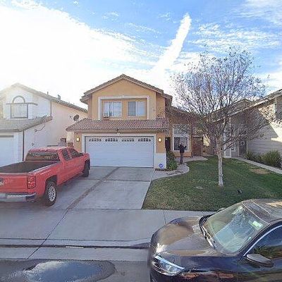 1202 Mako Ln, Perris, CA 92571