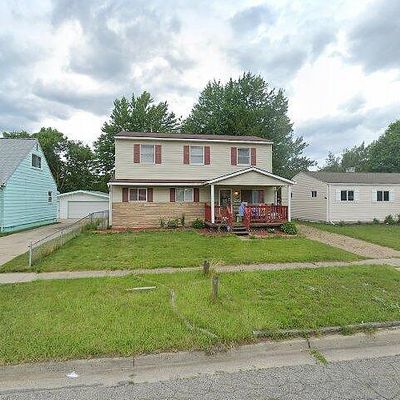 1203 Fall River Rd, Ypsilanti, MI 48198