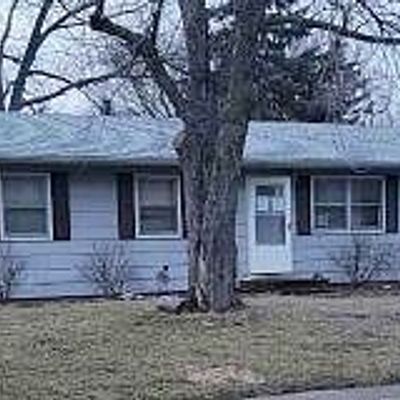 1204 Rutledge Rd, Bloomington, IL 61704