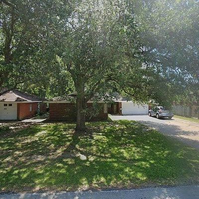 1209 Terrace Dr, Alvin, TX 77511