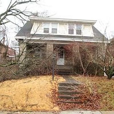 102 S Fremont Ave, Pittsburgh, PA 15202