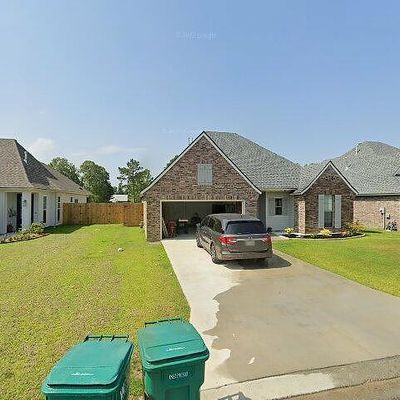 10481 Highland Lakes Dr, Denham Springs, LA 70726