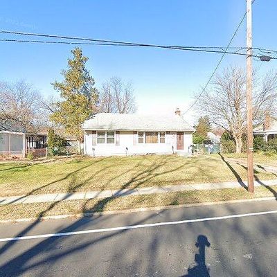 1055 Warren St, Beverly, NJ 08010