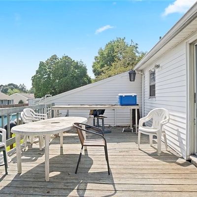 108 Hollow Tree Dr, Cranston, RI 02920