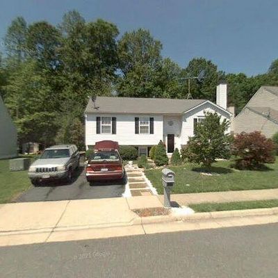 132 Theresa Dr, Stafford, VA 22554