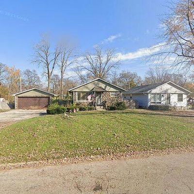 1327 Sunset Dr, Round Lake Beach, IL 60073