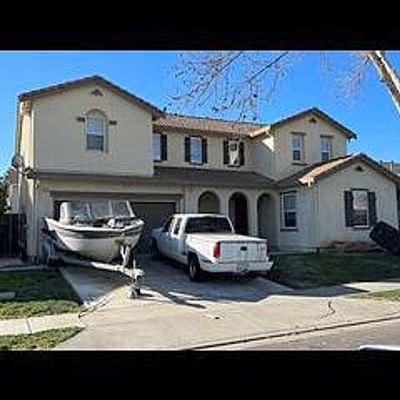 1336 Phlox Dr, Patterson, CA 95363