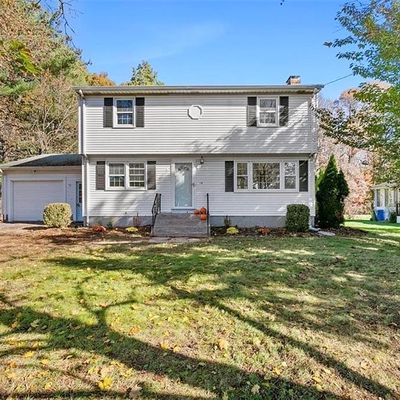 14 Hintz Dr, Wallingford, CT 06492