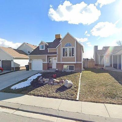 1423 W Countrywood Ln, West Jordan, UT 84088