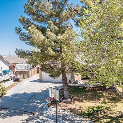 14343 Duke Ct, Adelanto, CA 92301