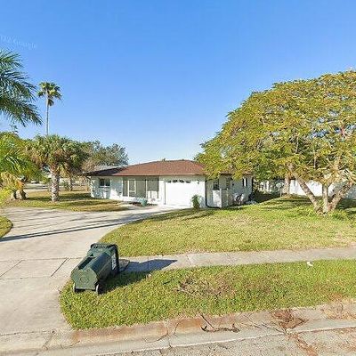 1453 Xavier Ave, Fort Myers, FL 33919