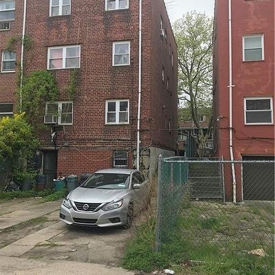 1453 E 87 Th St, Brooklyn, NY 11236