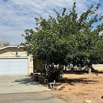 14732 Erie Rd, Apple Valley, CA 92307