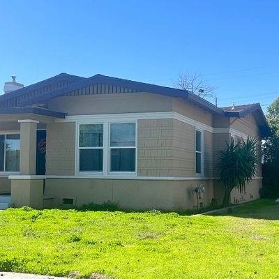 1243 N Del Mar Ave, Fresno, CA 93728