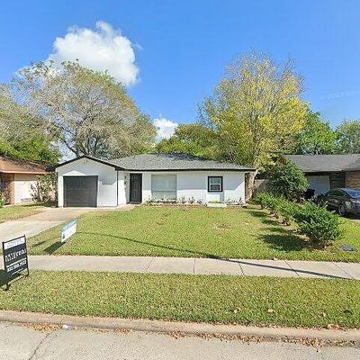 12535 Claygate Dr, Houston, TX 77047