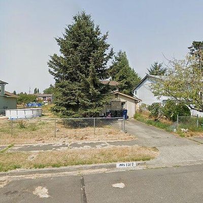 1317 S 83 Rd St, Tacoma, WA 98408