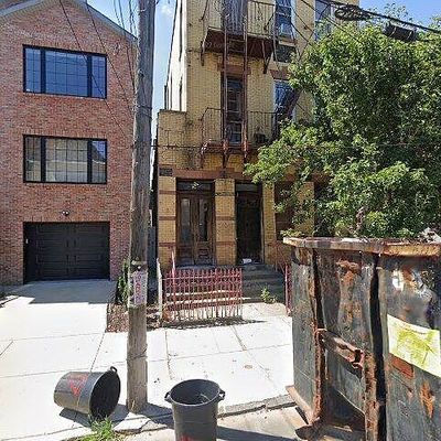 17 Leonard St, Jersey City, NJ 07307